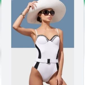 One piece Belt Bathing Suit